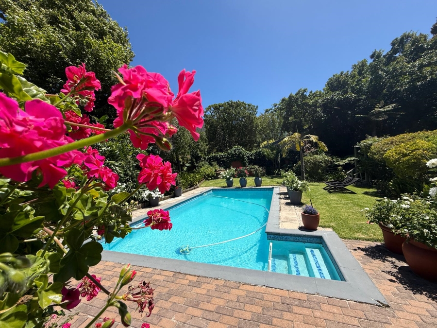 To Let 1 Bedroom Property for Rent in Beach Estate Western Cape